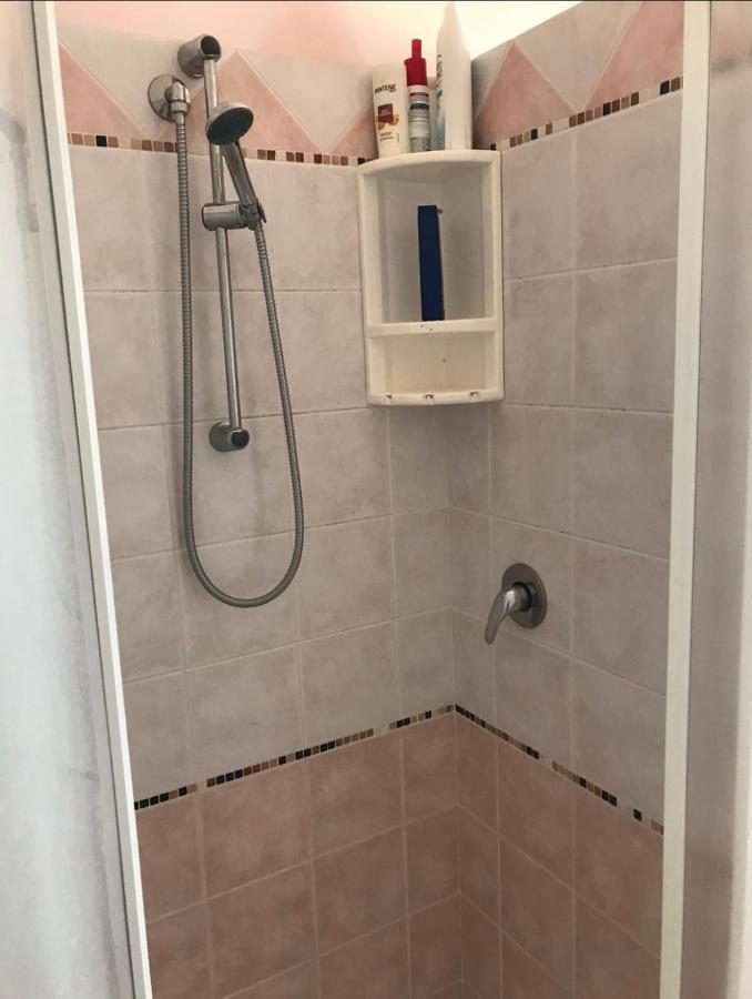 Rosy'S House Villa Пати Екстериор снимка