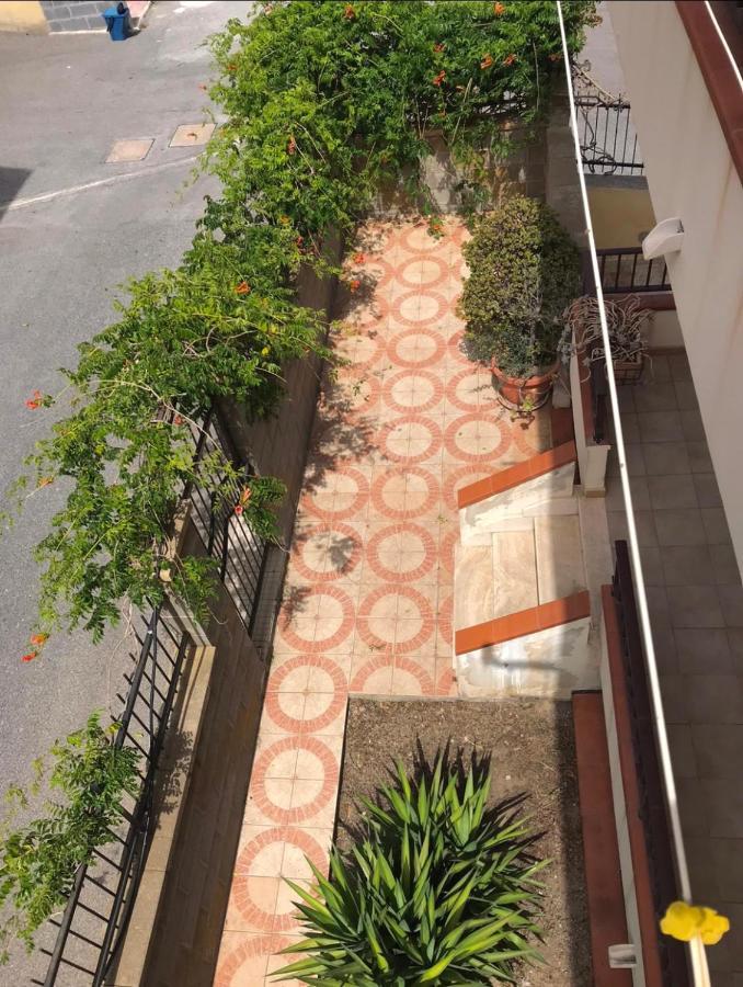 Rosy'S House Villa Пати Екстериор снимка