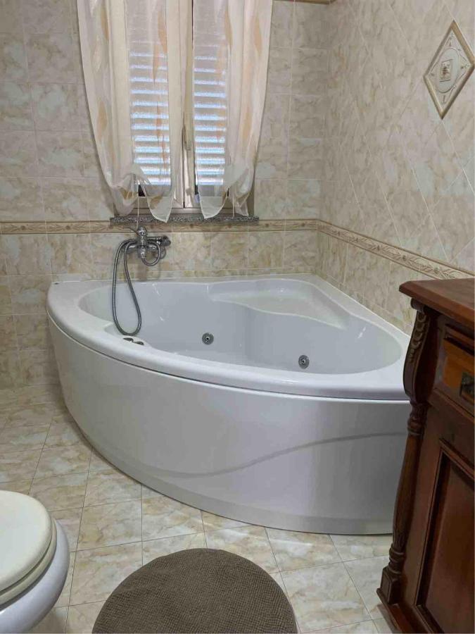Rosy'S House Villa Пати Екстериор снимка
